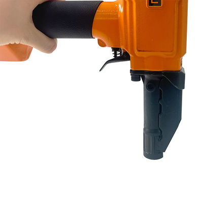 NP70 Pneumatischer Luftnagelzieher Maximaldruck 120 PSI für schnelle Nagelentfernung garantiert